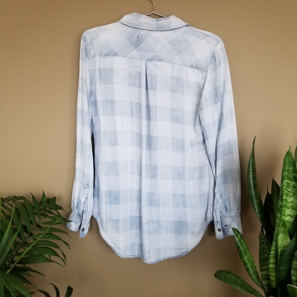 Rails XS Lightweight Denim Button Down - Picture 2 of 3